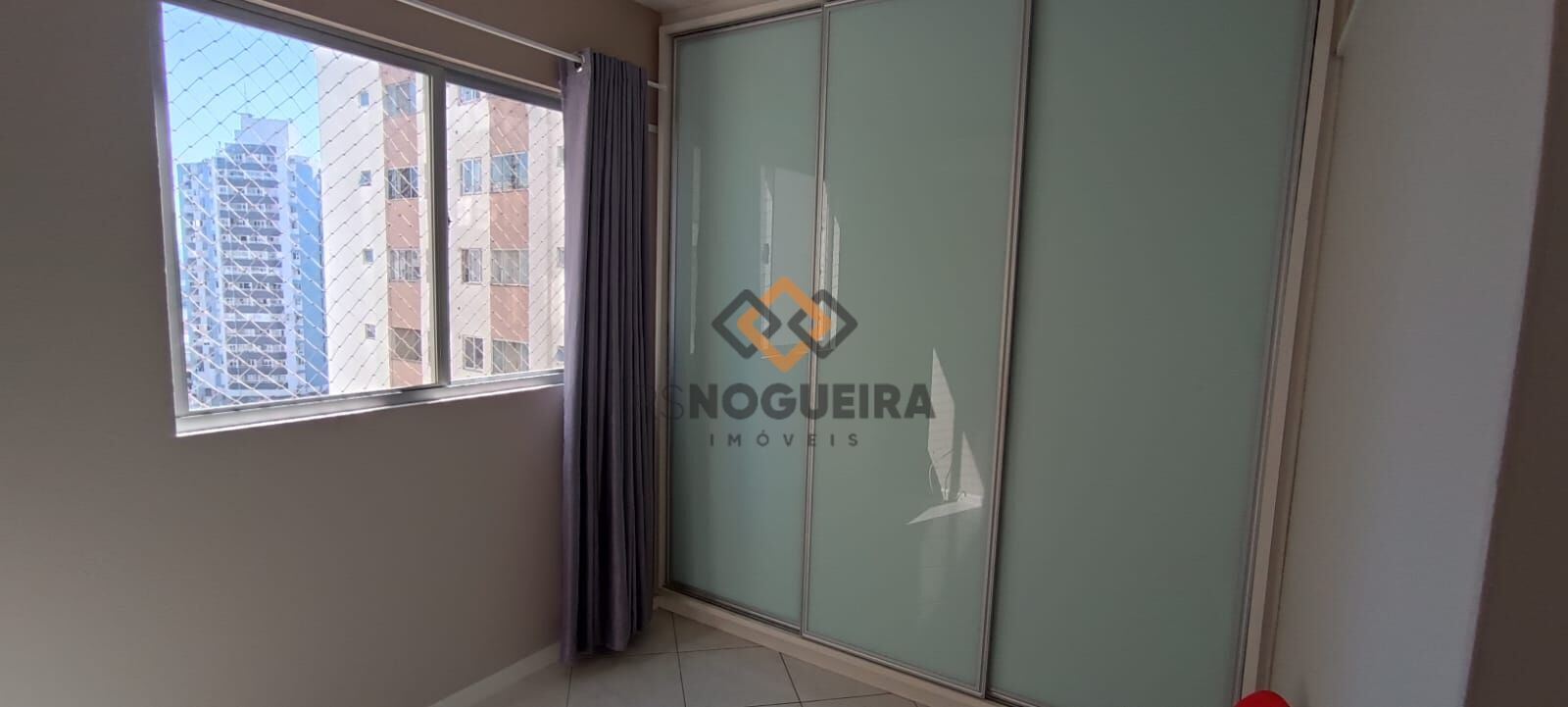 Apartamento para alugar com 2 quartos, 65m² - Foto 11
