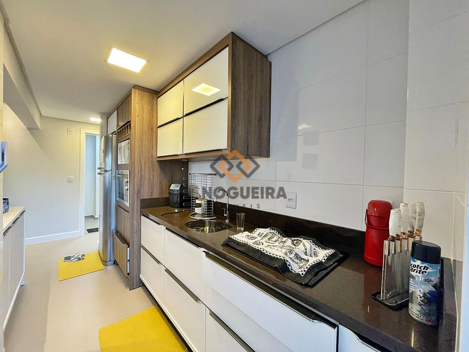 Apartamento à venda com 3 quartos, 90m² - Foto 5