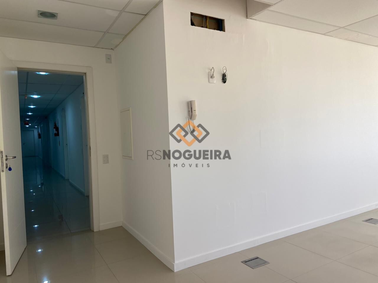 Conjunto Comercial-Sala para alugar, 30m² - Foto 2