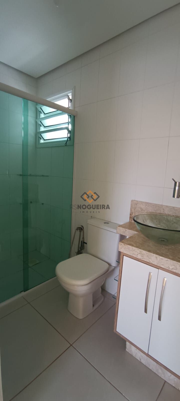 Apartamento para alugar com 2 quartos, 70m² - Foto 12