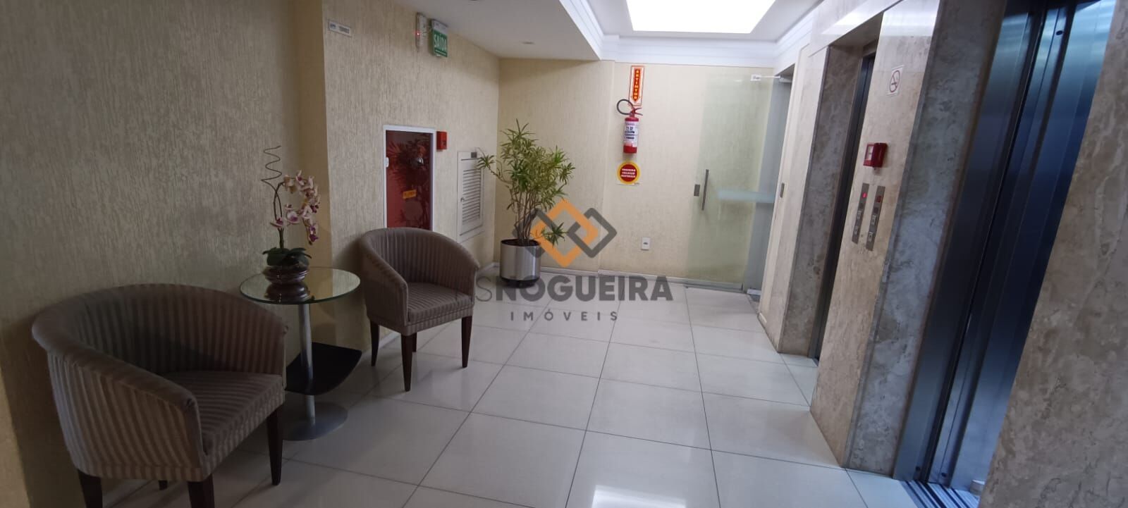 Apartamento para alugar com 2 quartos, 70m² - Foto 20