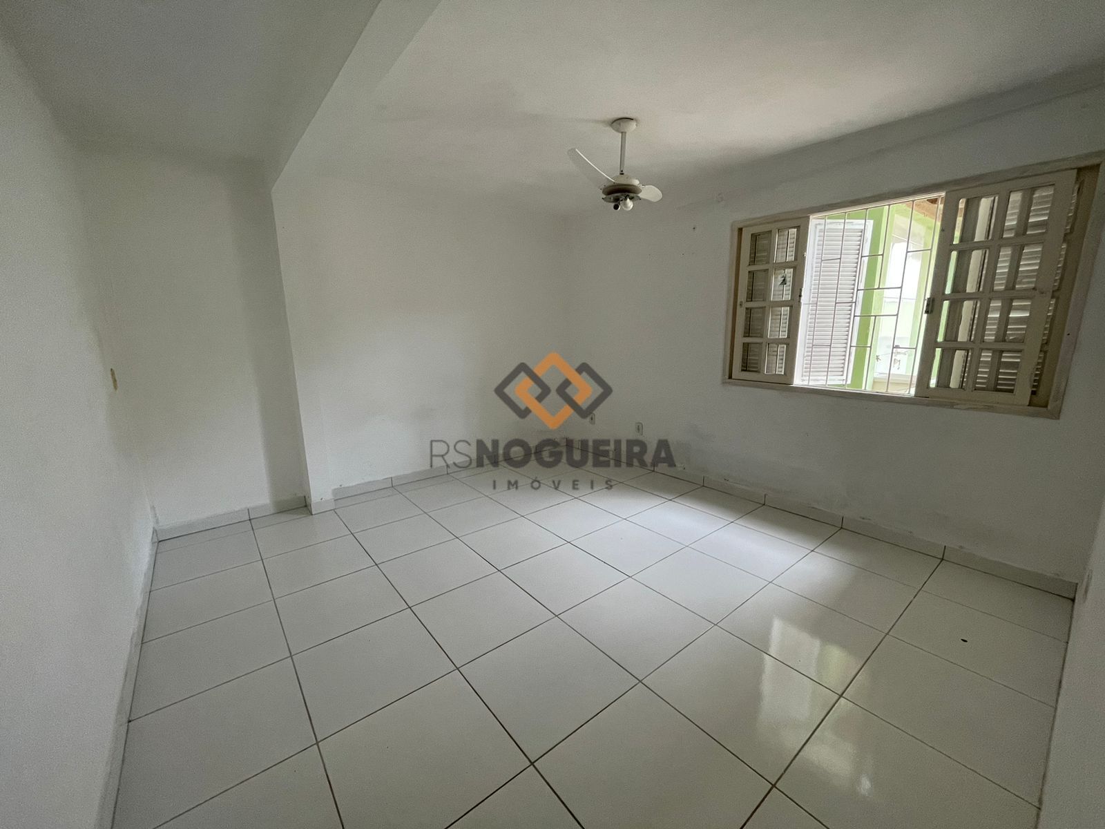 Casa para alugar com 2 quartos, 60m² - Foto 9