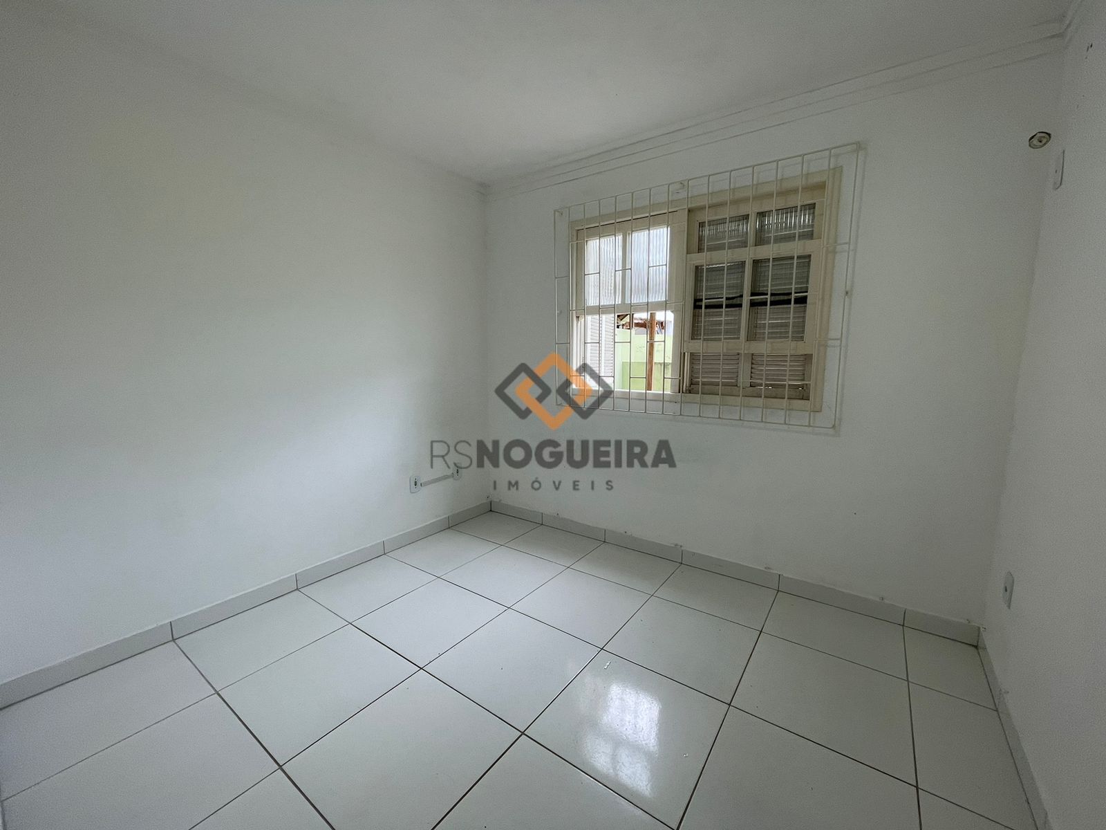 Casa para alugar com 2 quartos, 60m² - Foto 7