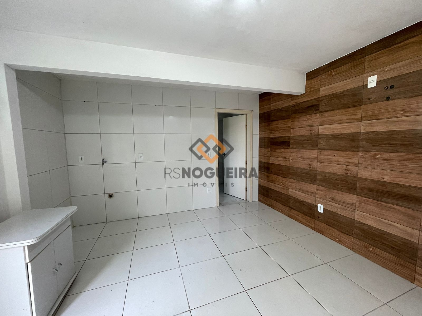 Casa para alugar com 2 quartos, 60m² - Foto 3