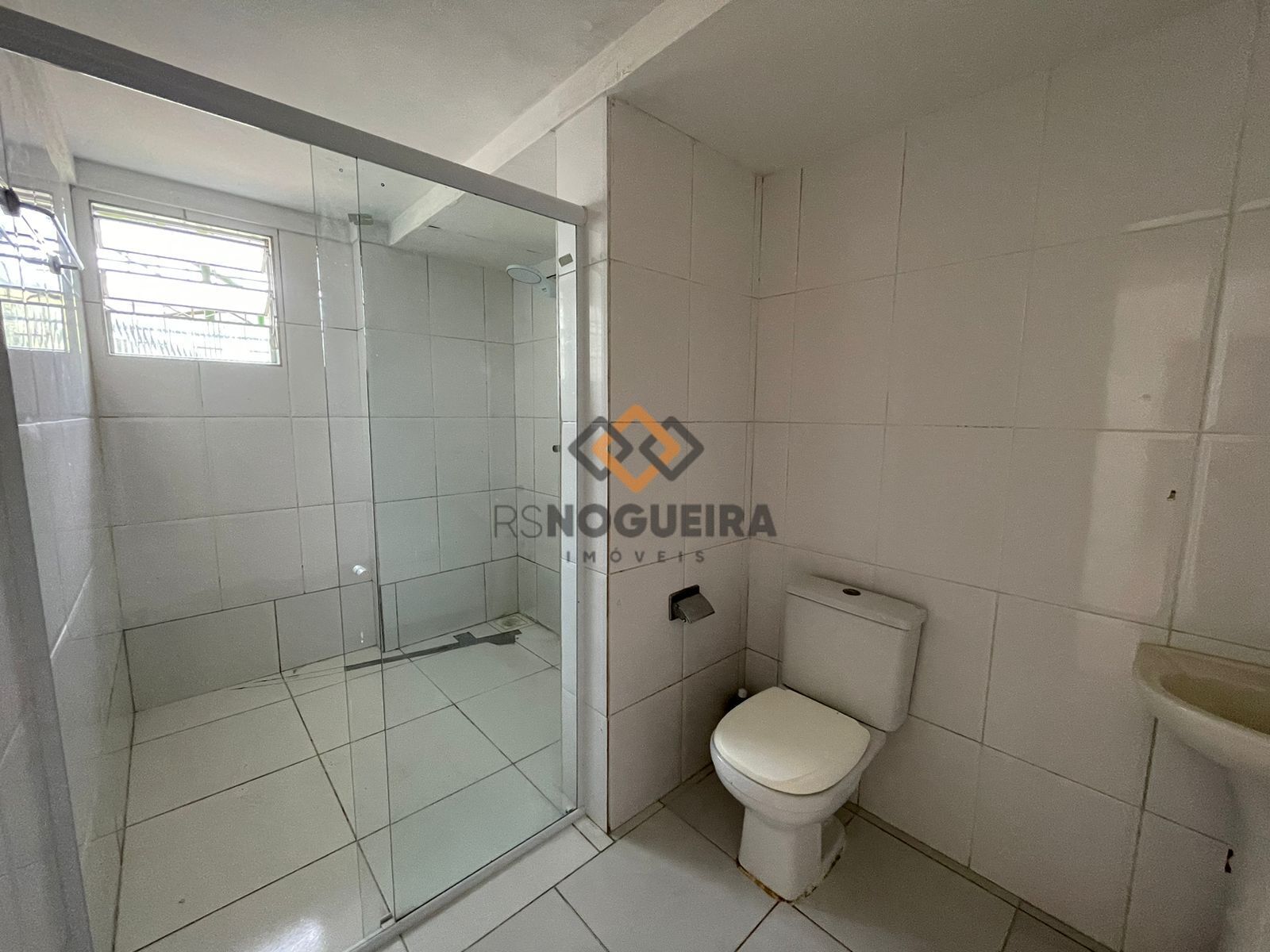 Casa para alugar com 2 quartos, 60m² - Foto 12