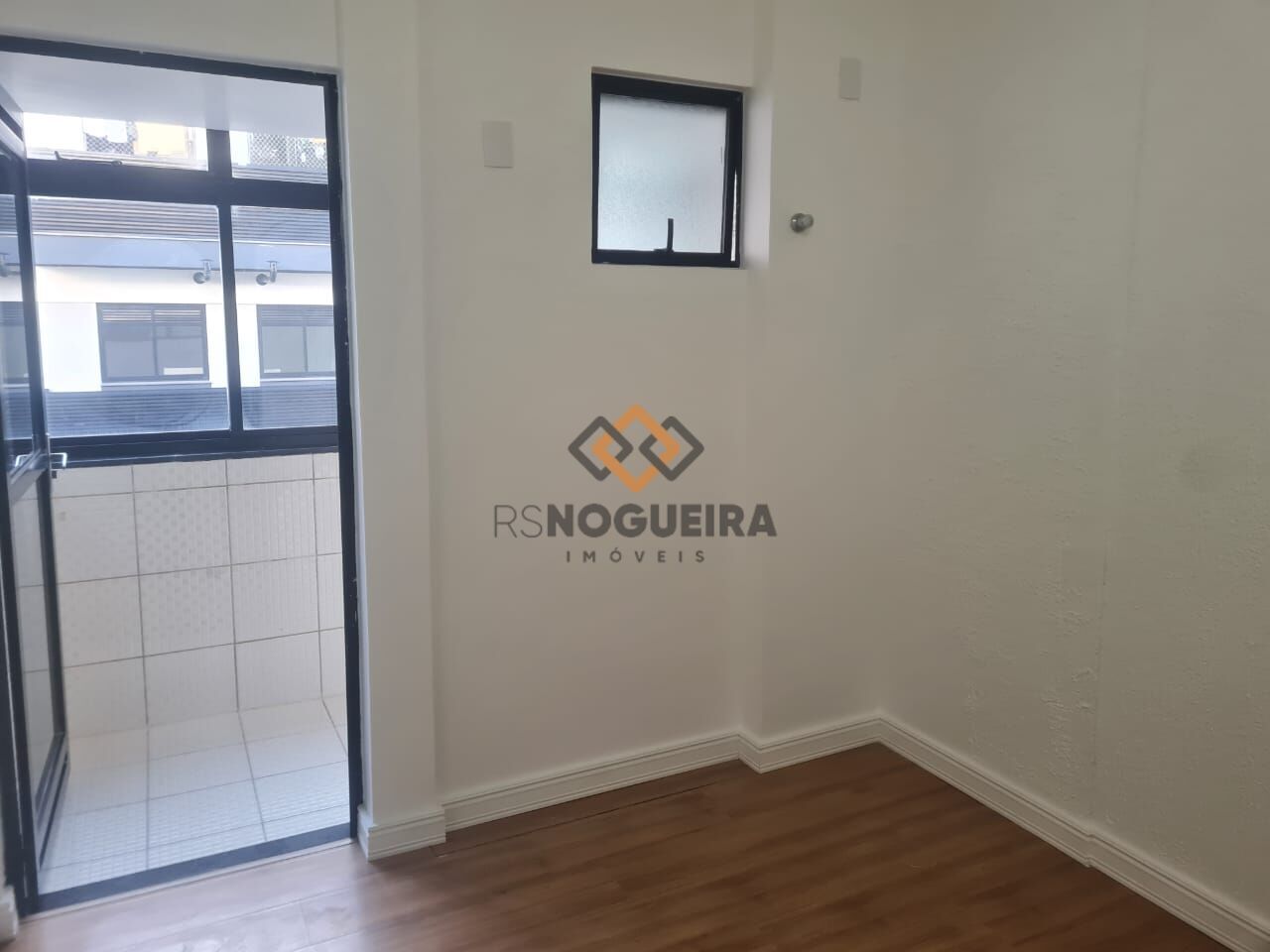 Apartamento para alugar com 3 quartos, 115m² - Foto 17