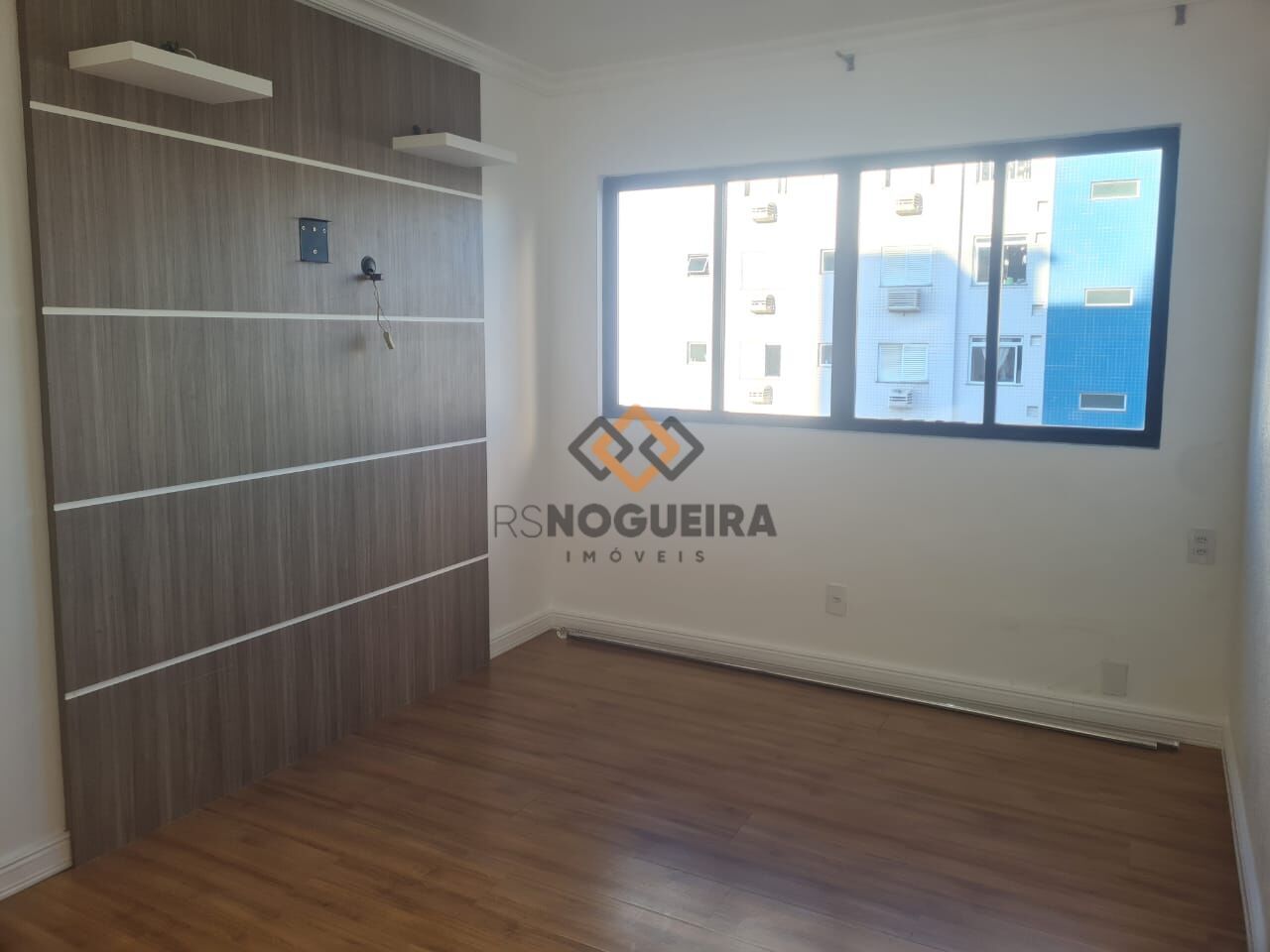 Apartamento para alugar com 3 quartos, 115m² - Foto 13