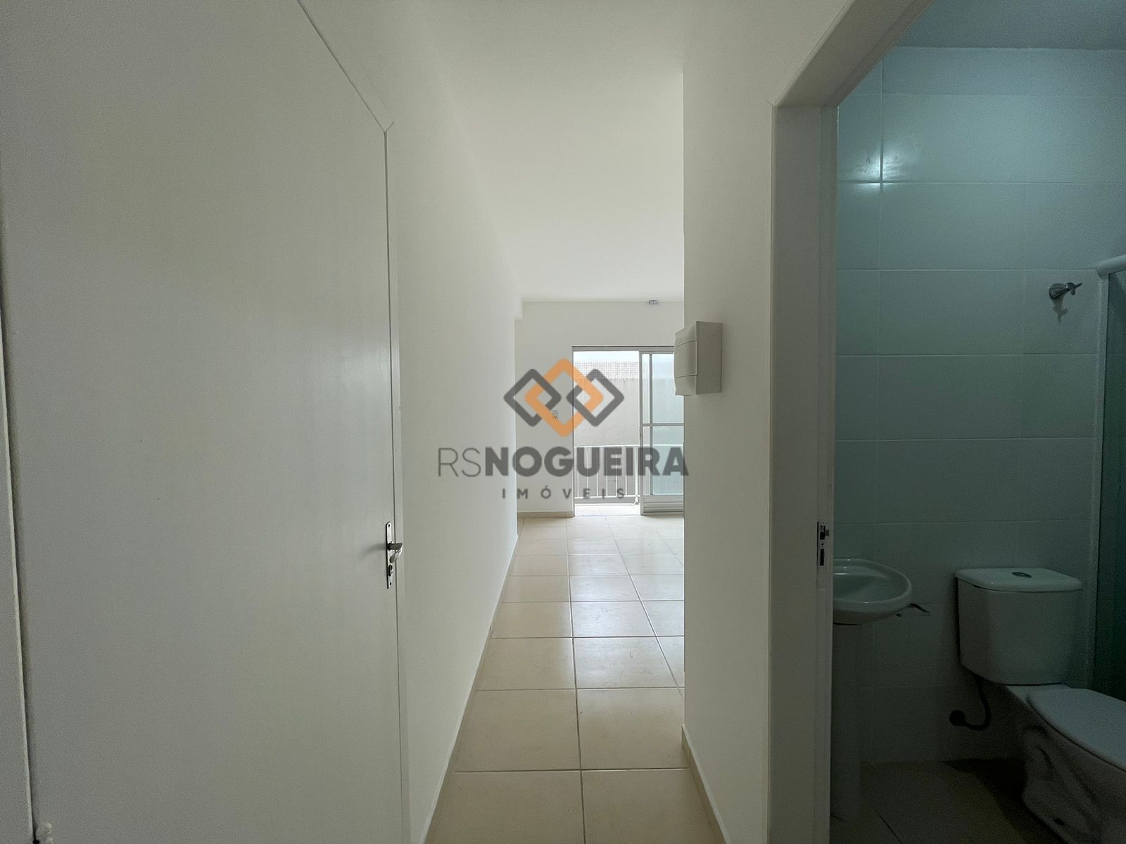 Apartamento para alugar com 1 quarto, 40m² - Foto 2