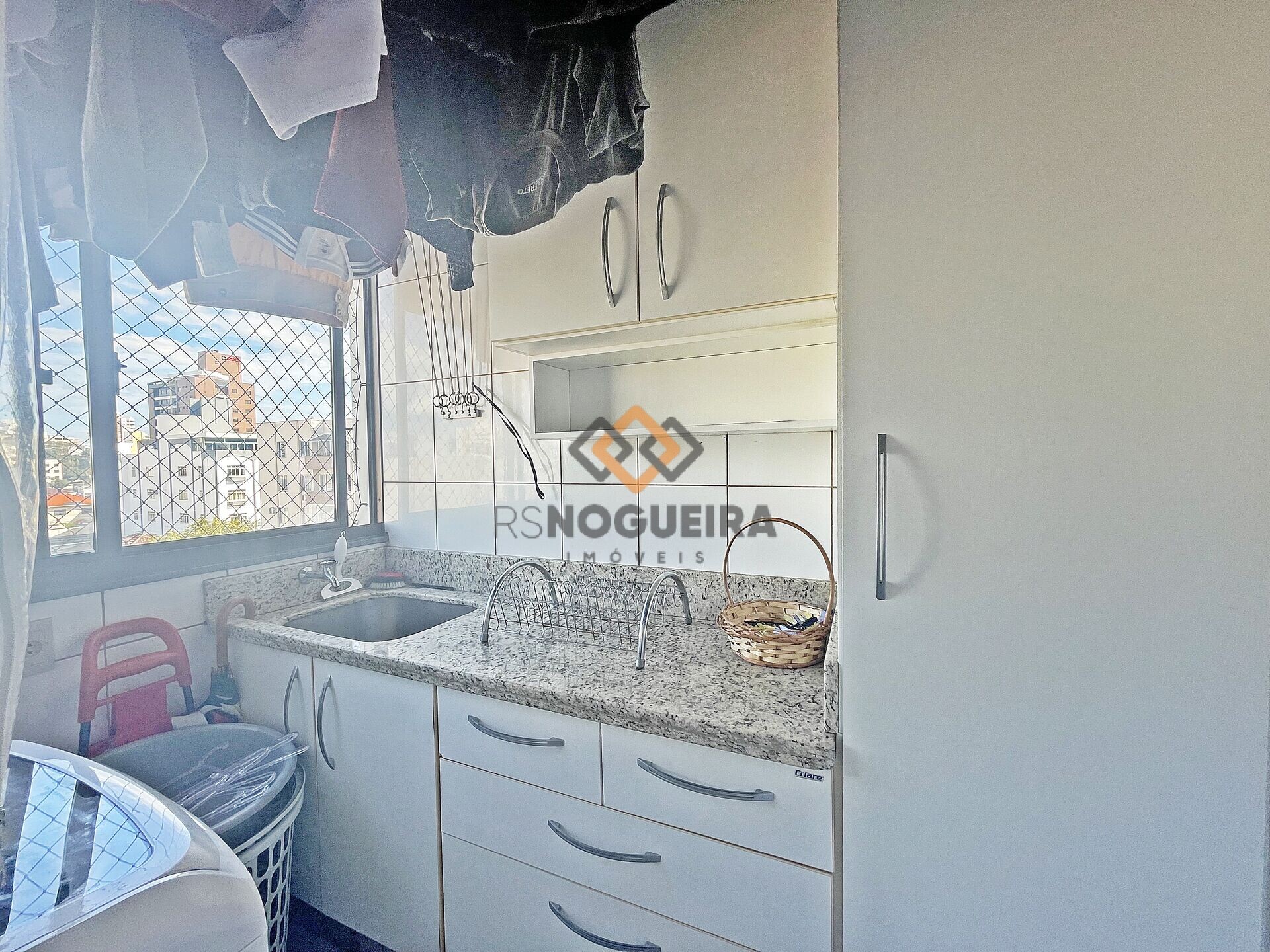 Apartamento à venda com 3 quartos, 75m² - Foto 17