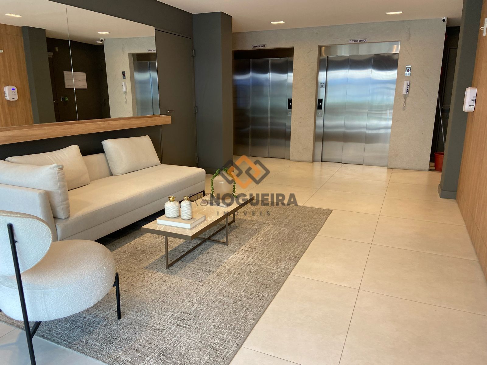 Cobertura à venda com 3 quartos, 257m² - Foto 1