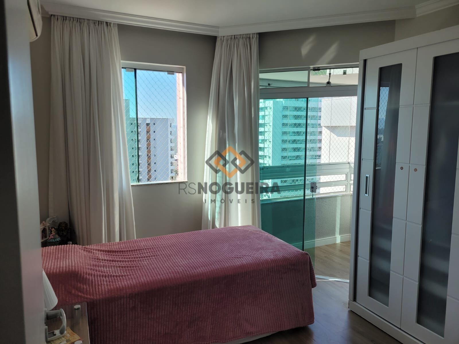 Apartamento para alugar com 3 quartos, 116m² - Foto 16