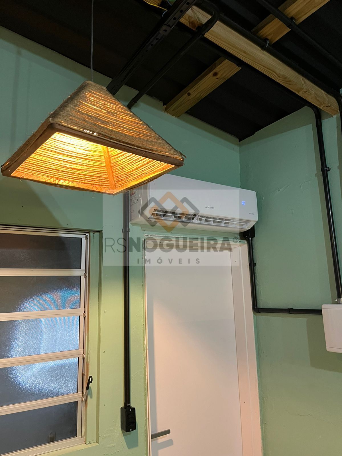 Apartamento, 1 quarto, 29 m² - Foto 1