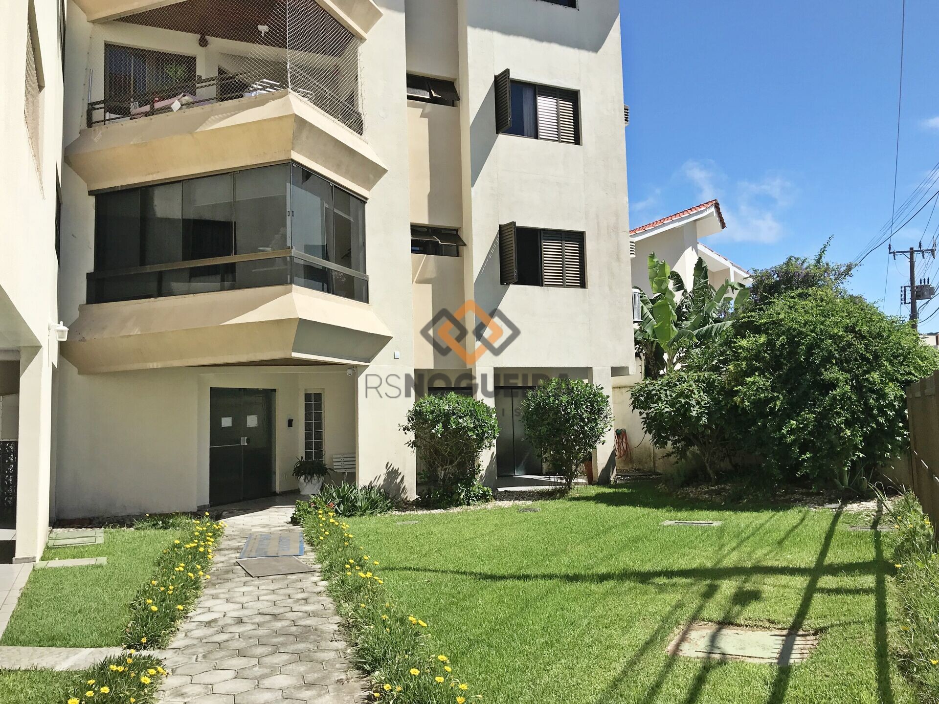 Apartamento para alugar com 2 quartos, 65m² - Foto 2