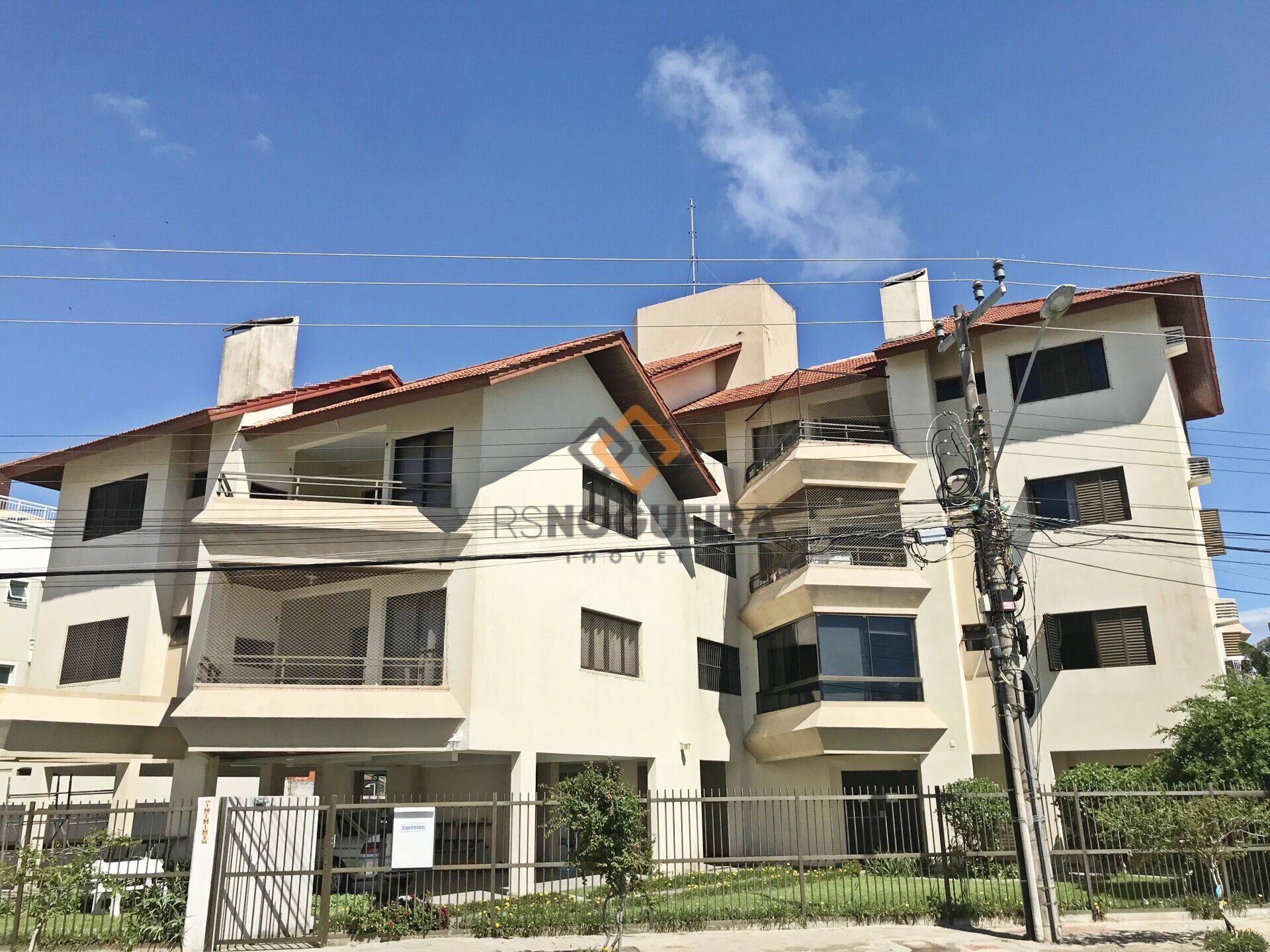 Apartamento para alugar com 2 quartos, 65m² - Foto 1