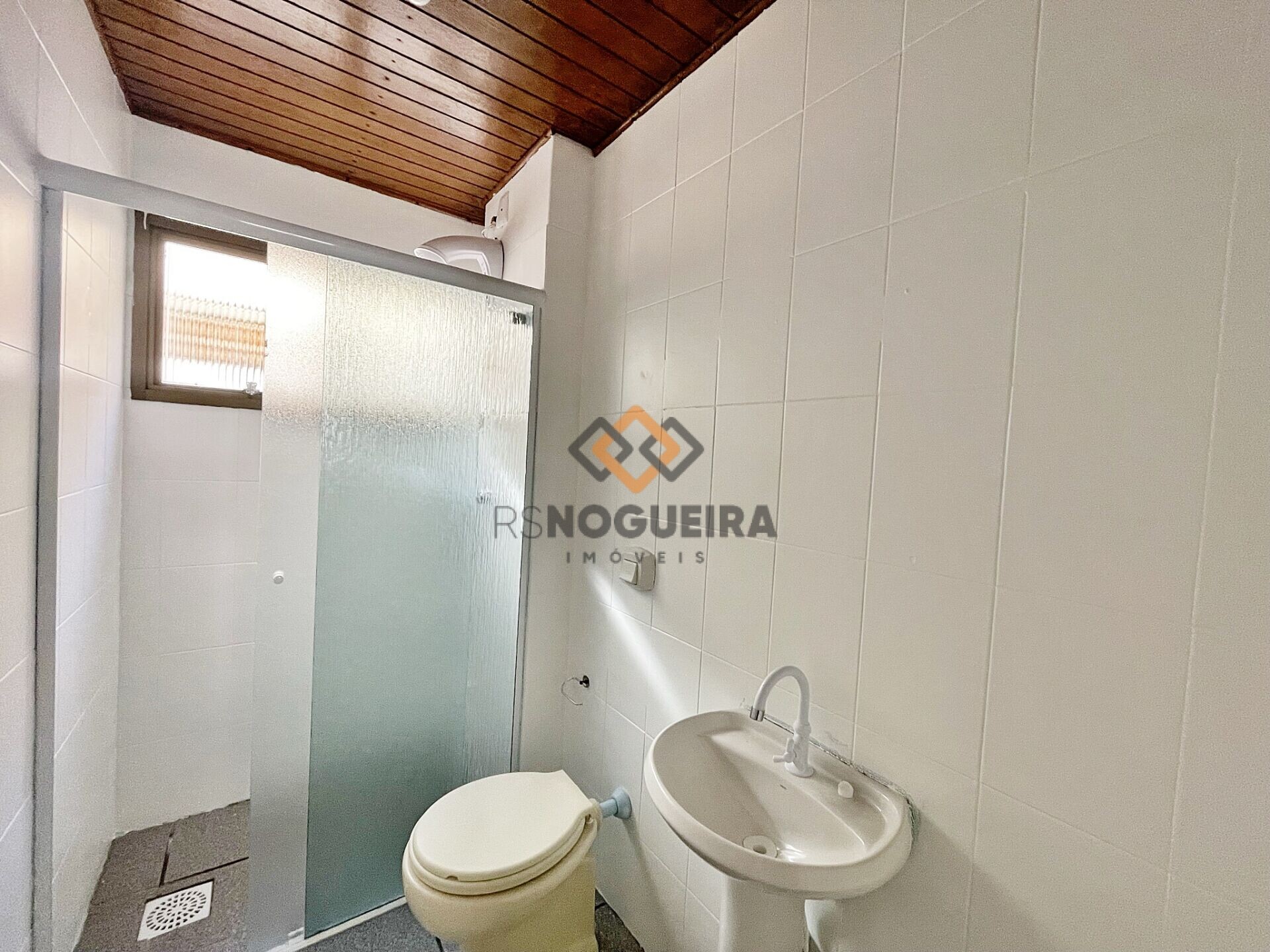Apartamento para alugar com 2 quartos, 65m² - Foto 10