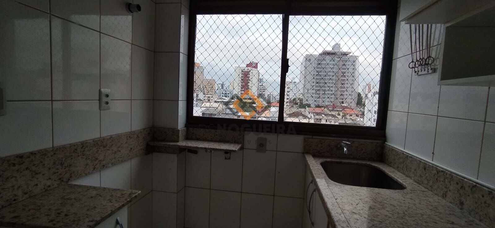 Apartamento para alugar com 3 quartos, 75m² - Foto 7