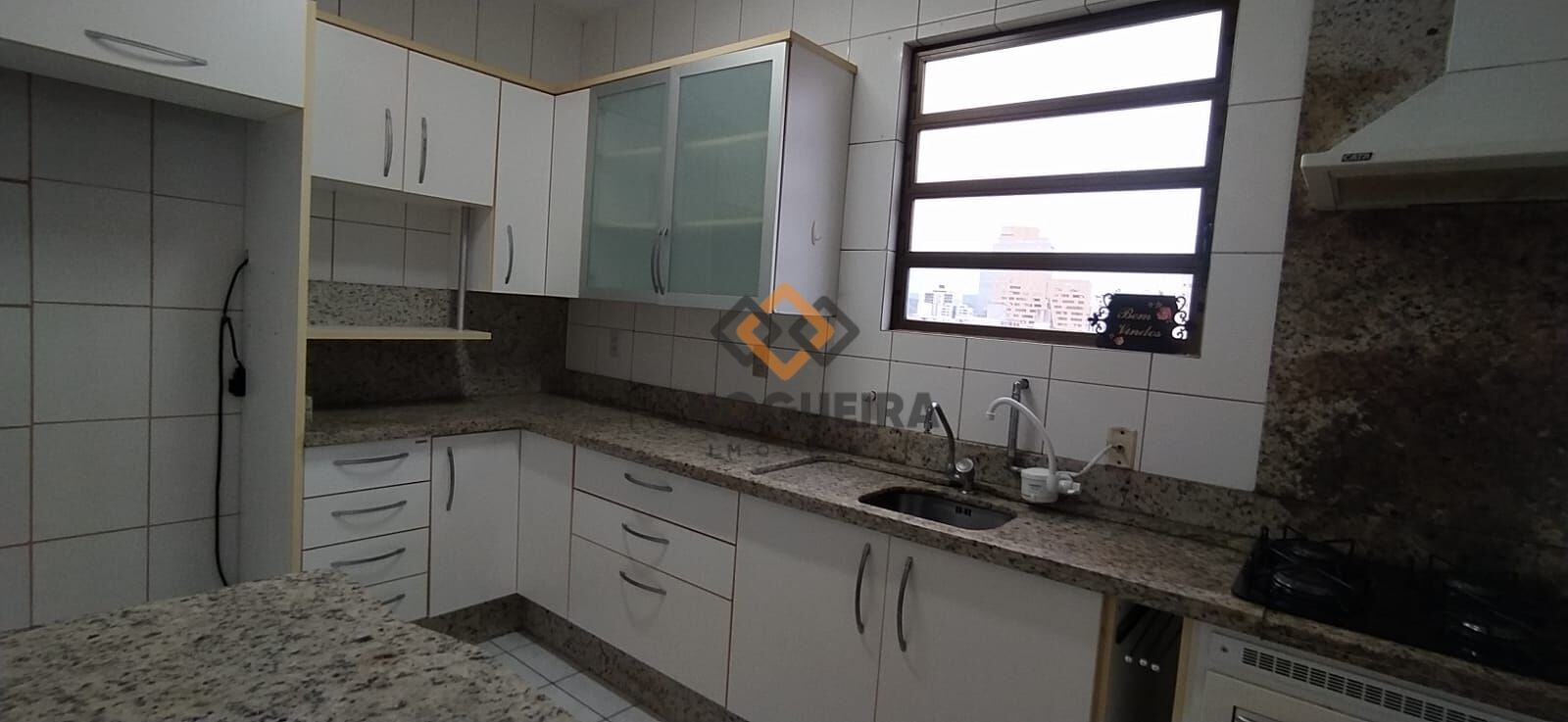 Apartamento para alugar com 3 quartos, 75m² - Foto 4