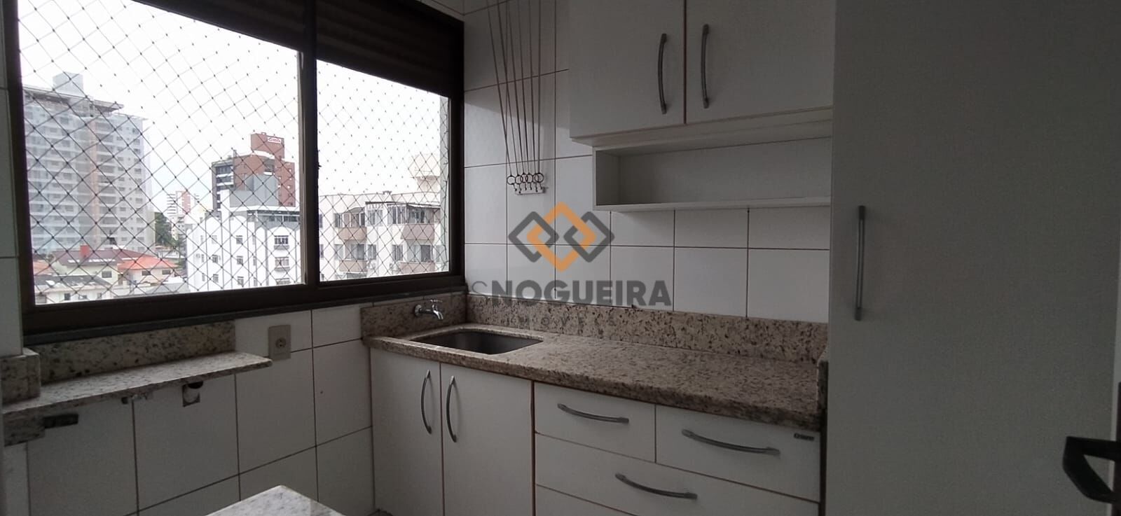 Apartamento para alugar com 3 quartos, 75m² - Foto 6