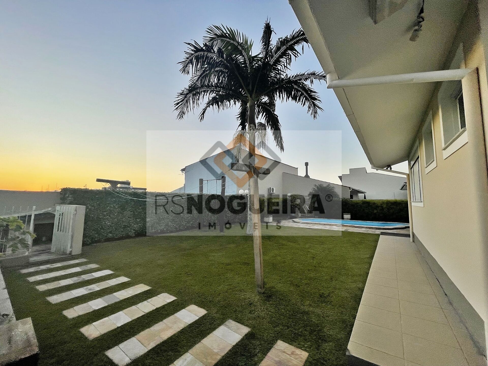 Casa, 4 quartos, 317 m² - Foto 4