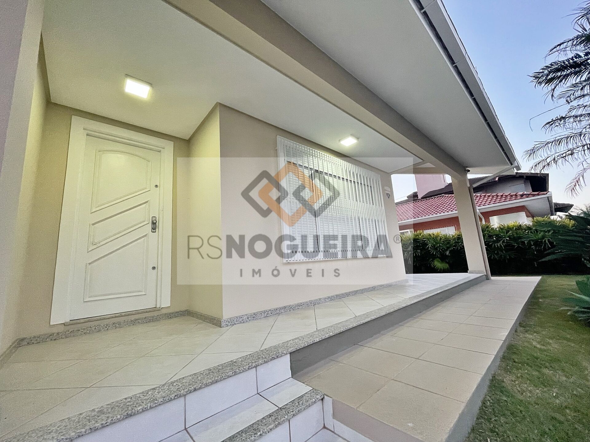 Casa, 4 quartos, 317 m² - Foto 2