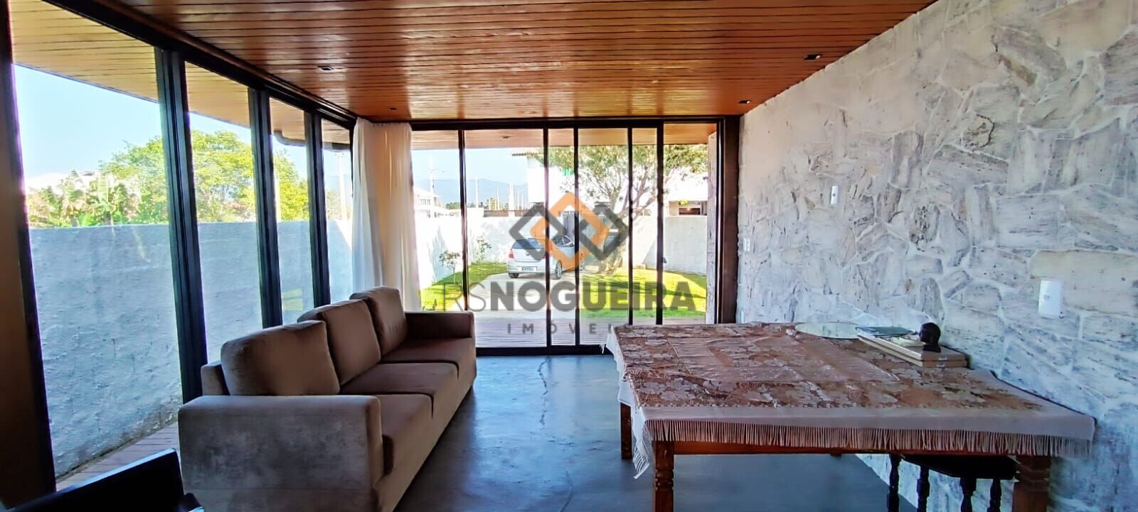 Casa à venda com 2 quartos, 150m² - Foto 4