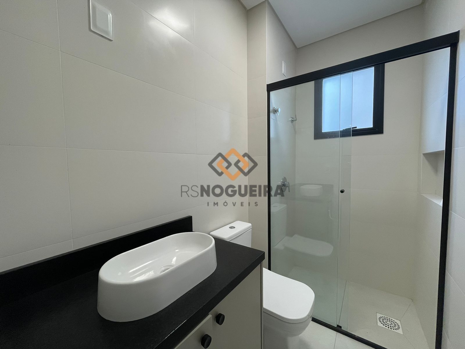 Apartamento para alugar com 2 quartos, 68m² - Foto 14