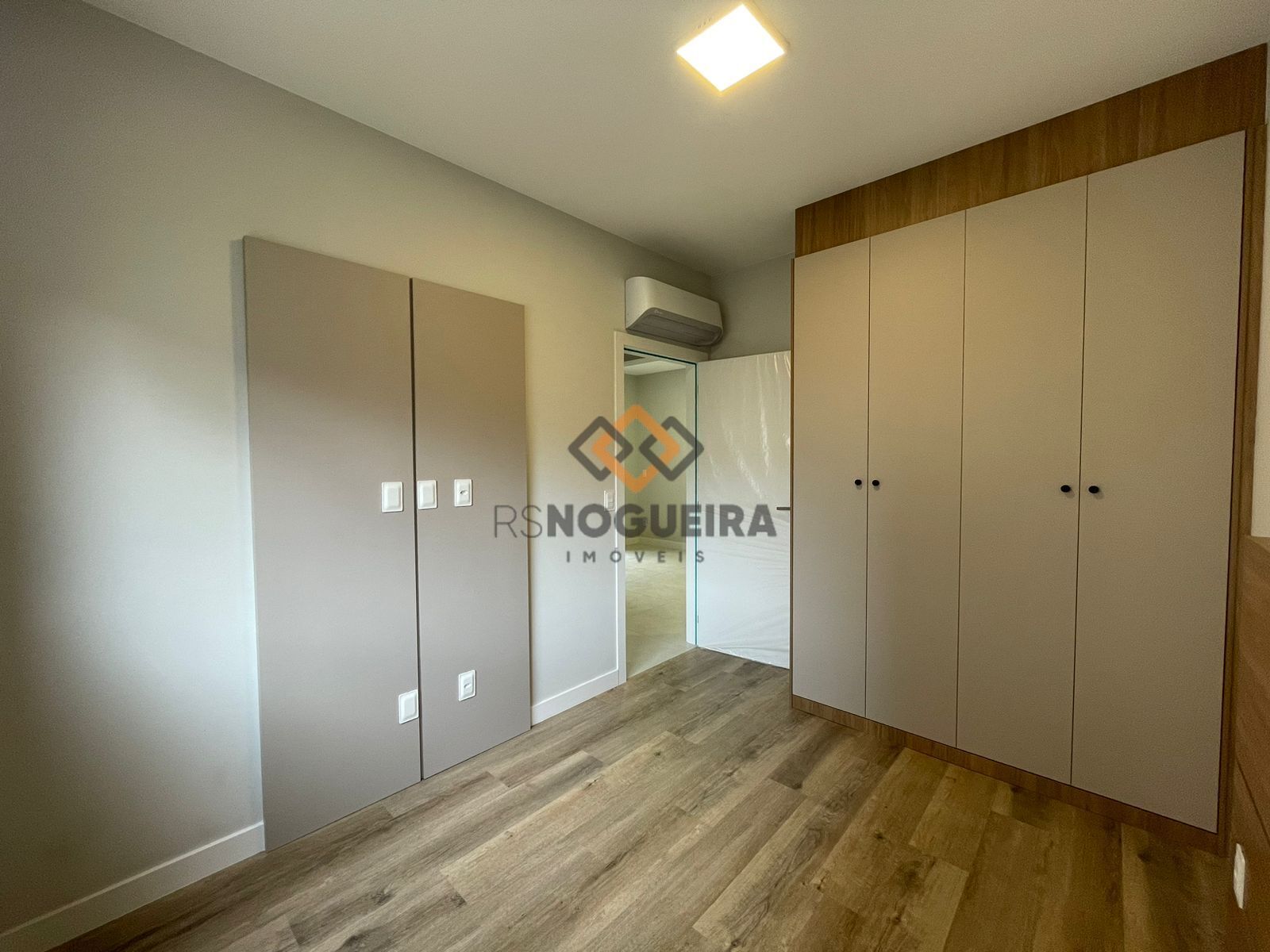 Apartamento para alugar com 2 quartos, 68m² - Foto 17