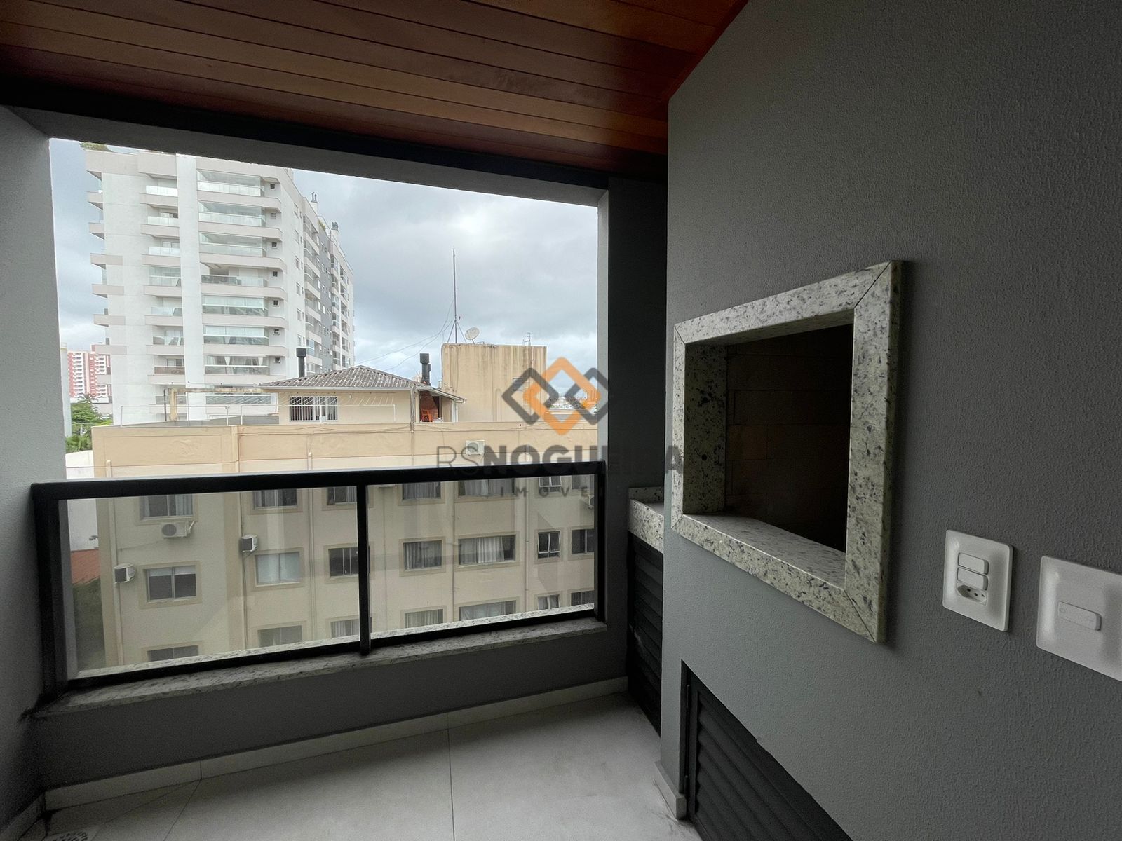 Apartamento para alugar com 2 quartos, 68m² - Foto 28