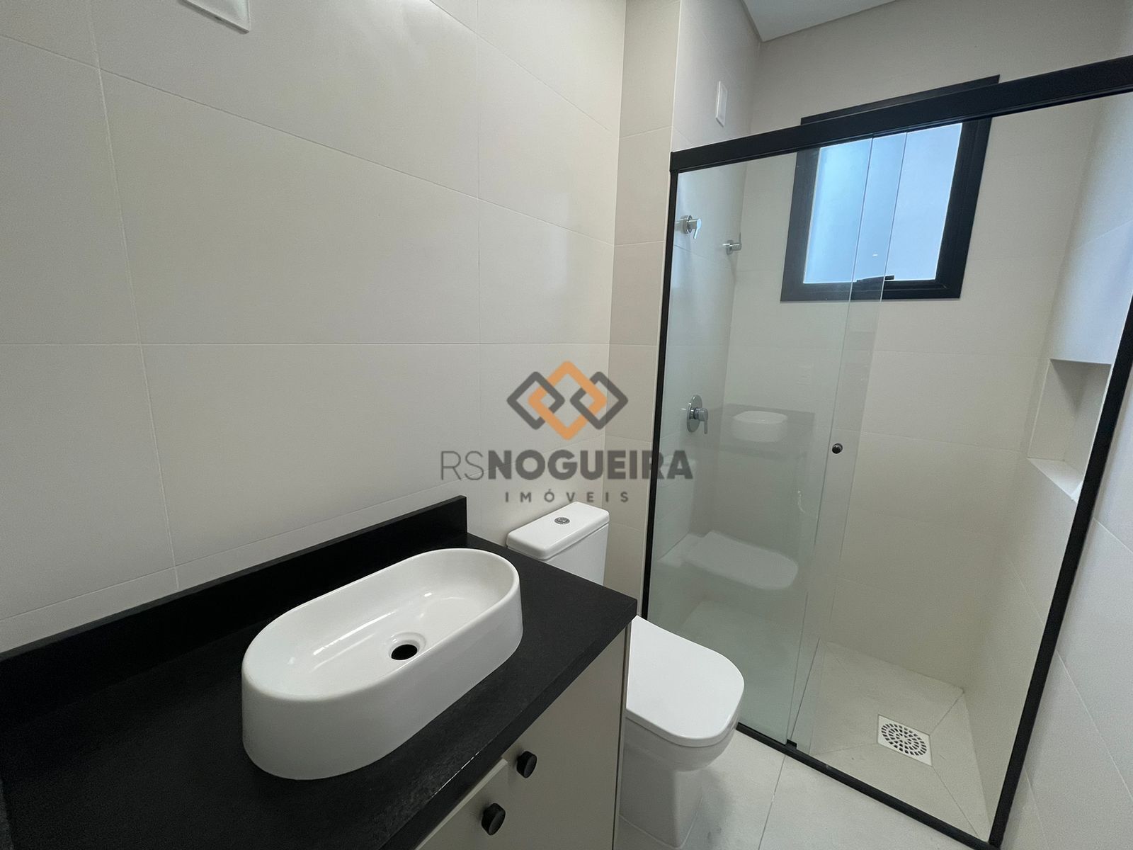 Apartamento para alugar com 2 quartos, 68m² - Foto 15