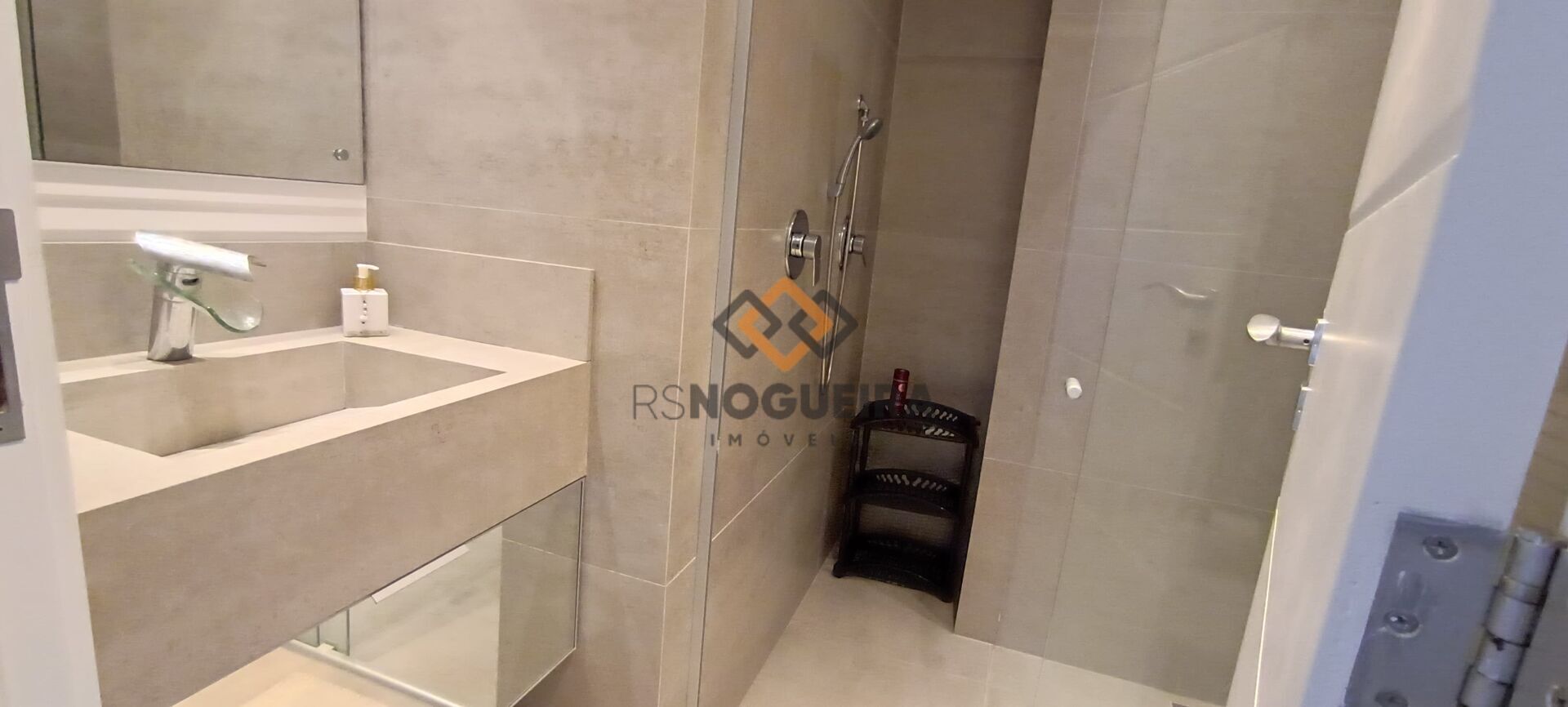 Cobertura para alugar com 4 quartos, 320m² - Foto 36