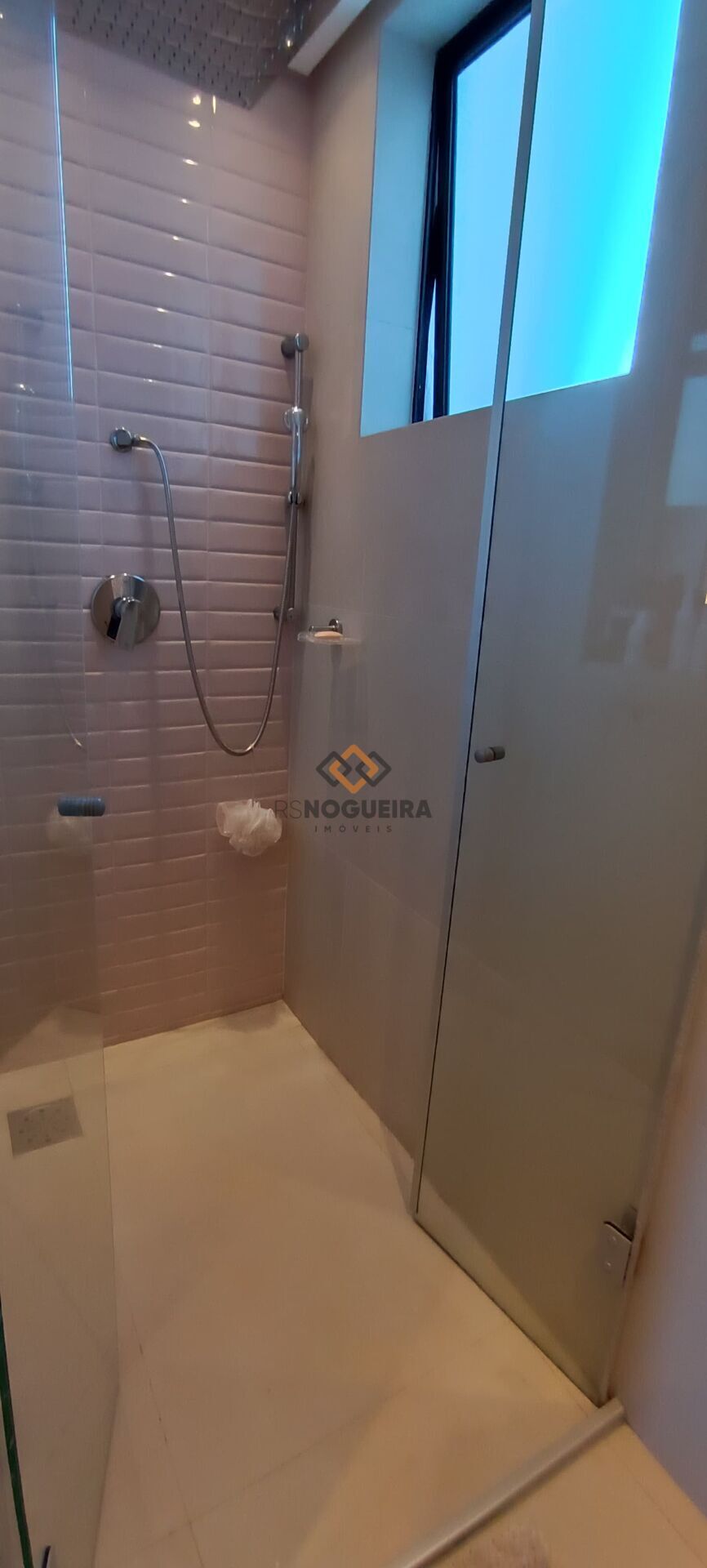 Cobertura para alugar com 4 quartos, 320m² - Foto 19
