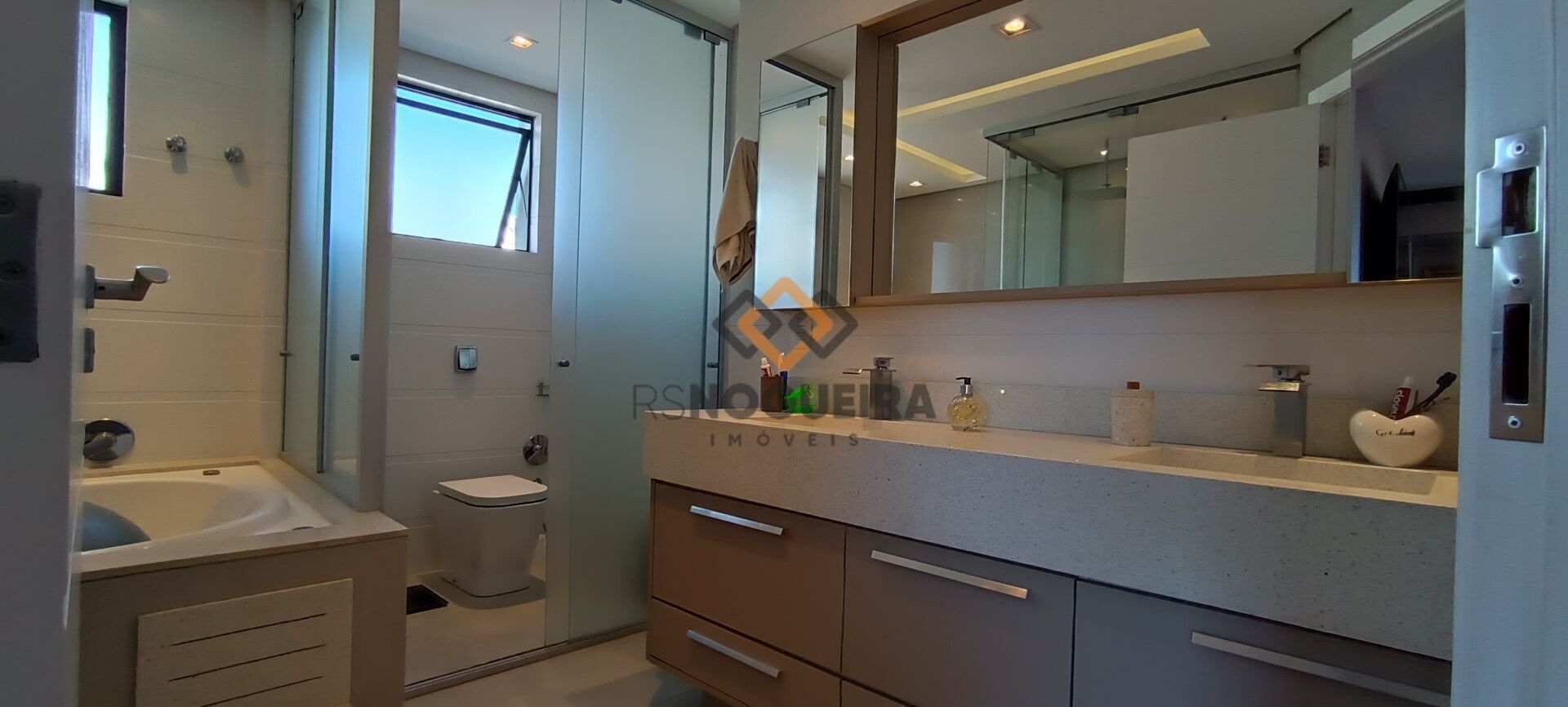 Cobertura para alugar com 4 quartos, 320m² - Foto 47