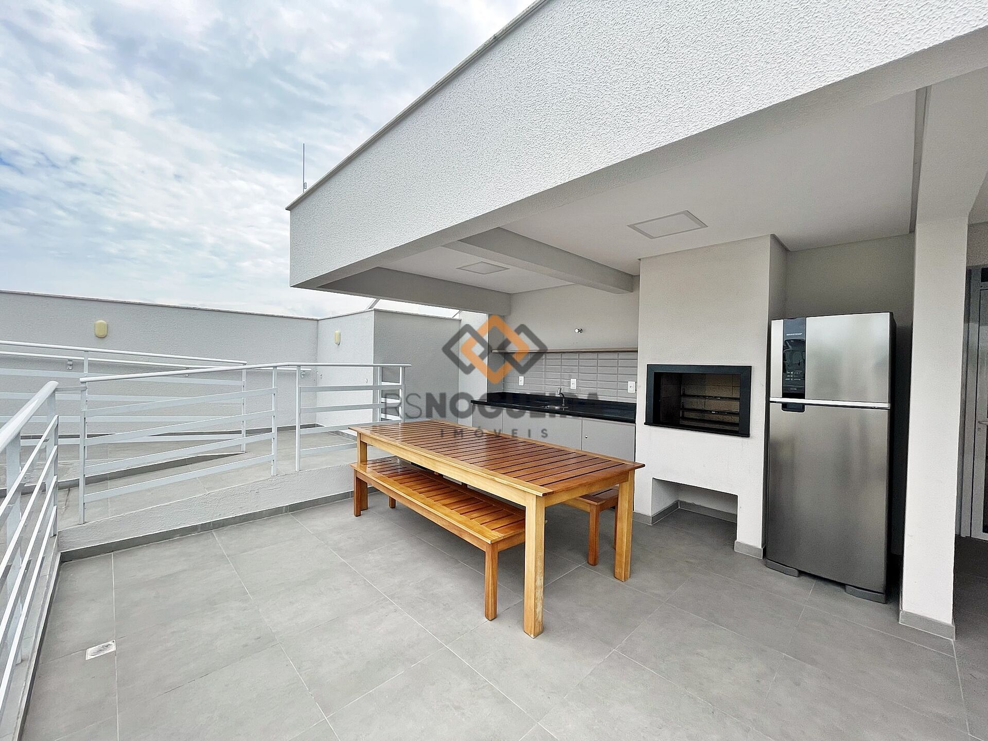 Apartamento para alugar com 2 quartos, 75m² - Foto 23