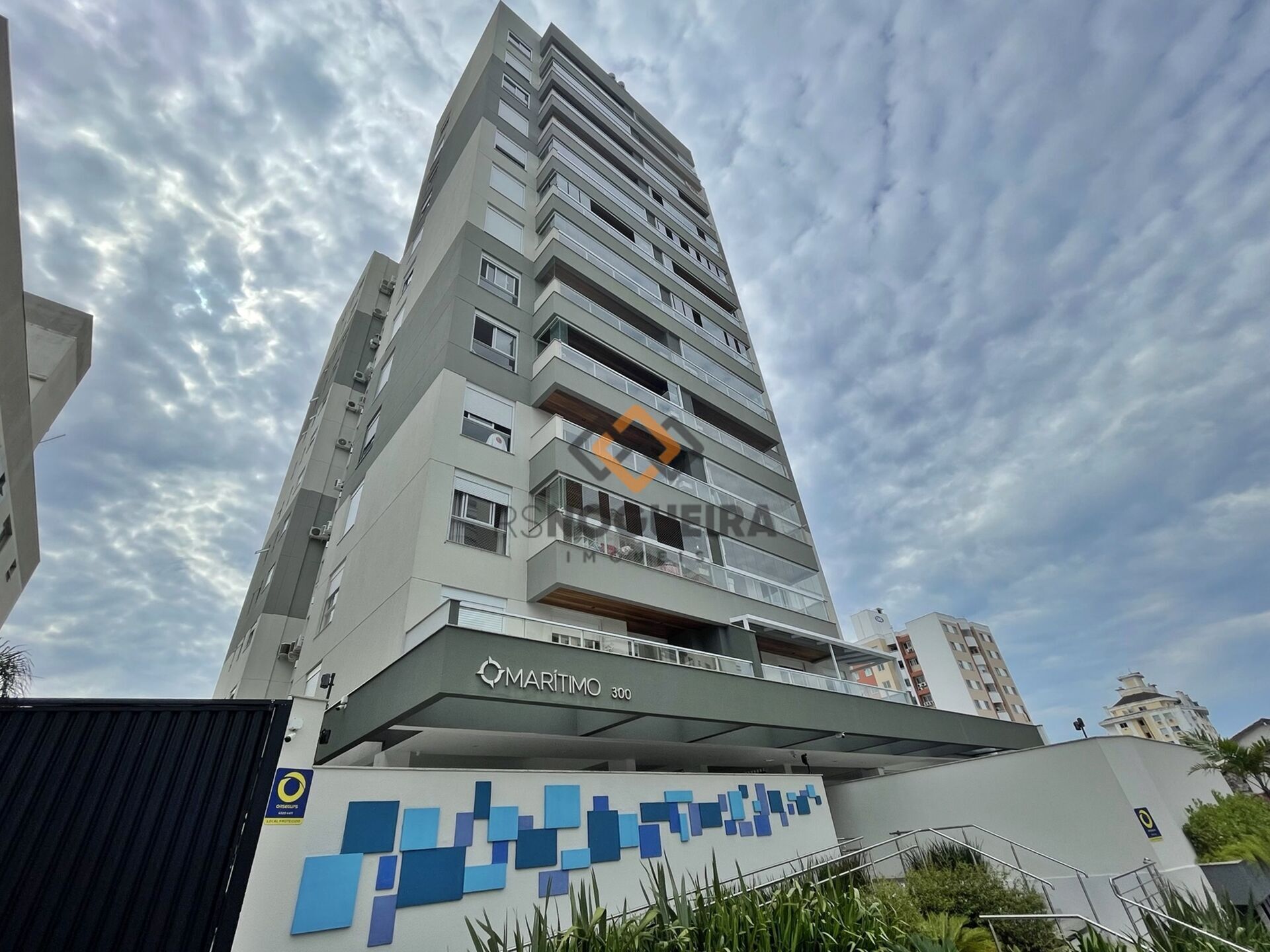 Apartamento para alugar com 2 quartos, 75m² - Foto 31
