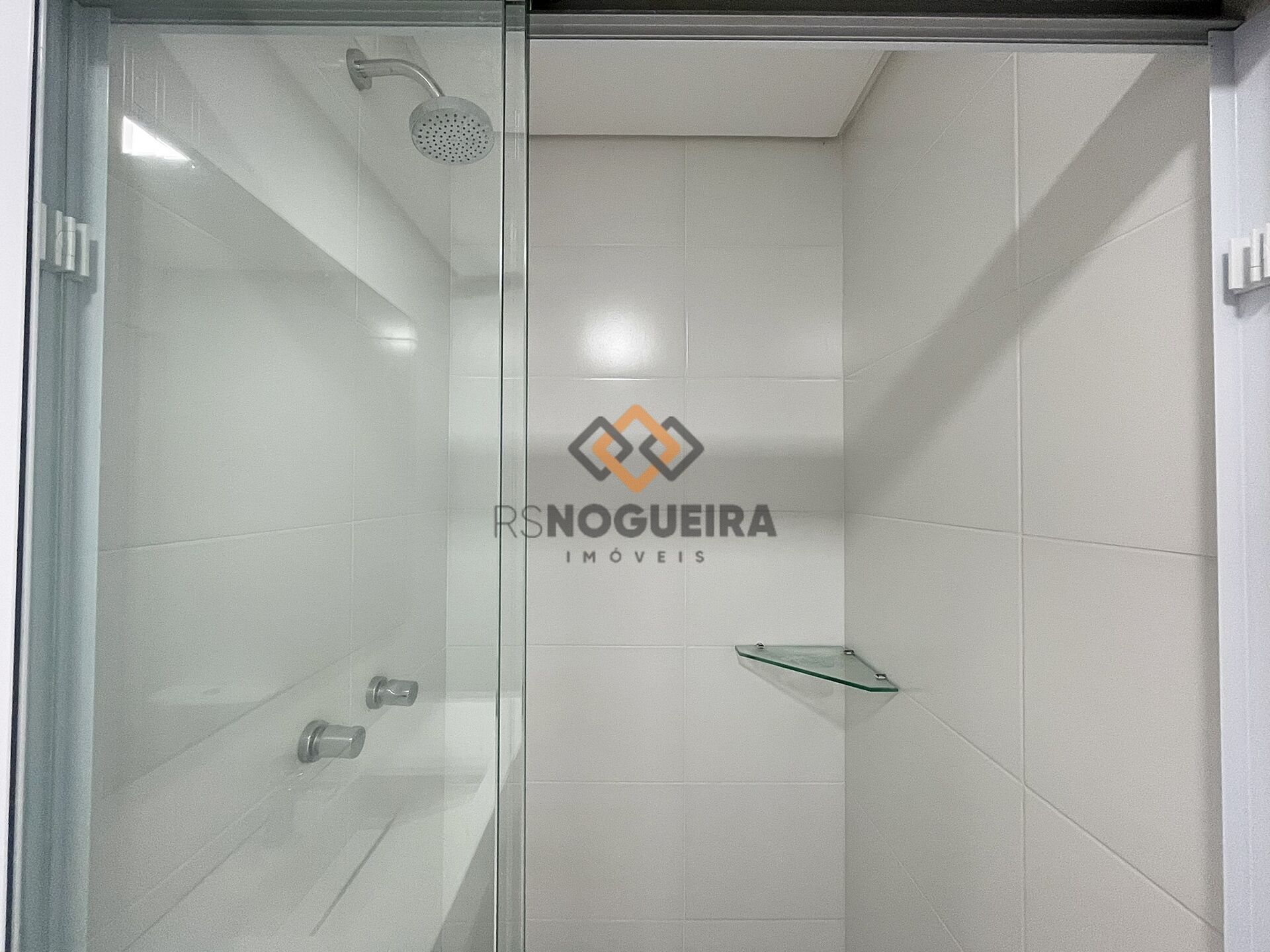 Apartamento para alugar com 2 quartos, 75m² - Foto 19