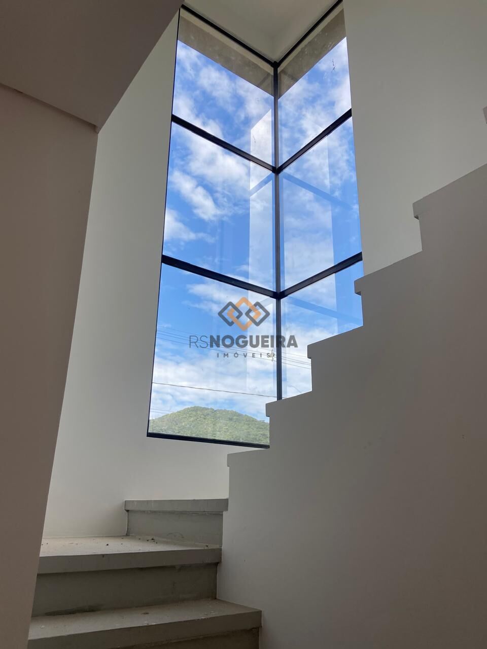 Casa à venda com 3 quartos, 353m² - Foto 22