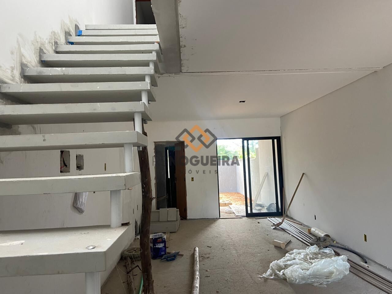 Casa à venda com 3 quartos, 353m² - Foto 25