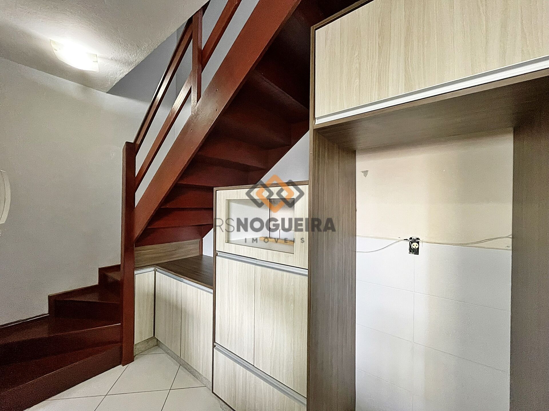 Apartamento à venda com 2 quartos, 85m² - Foto 5