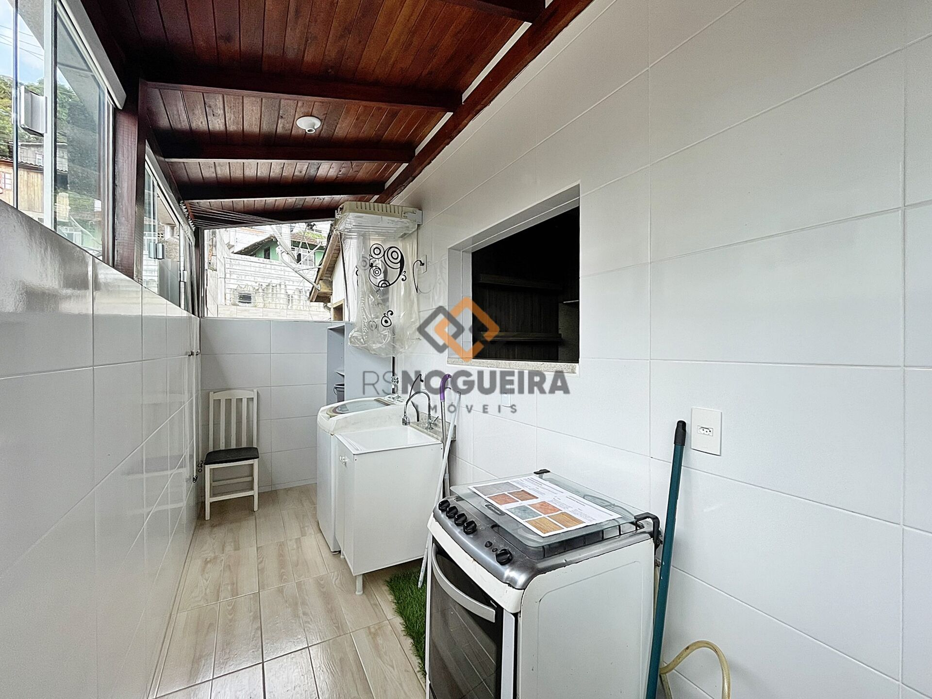 Apartamento à venda com 2 quartos, 85m² - Foto 7