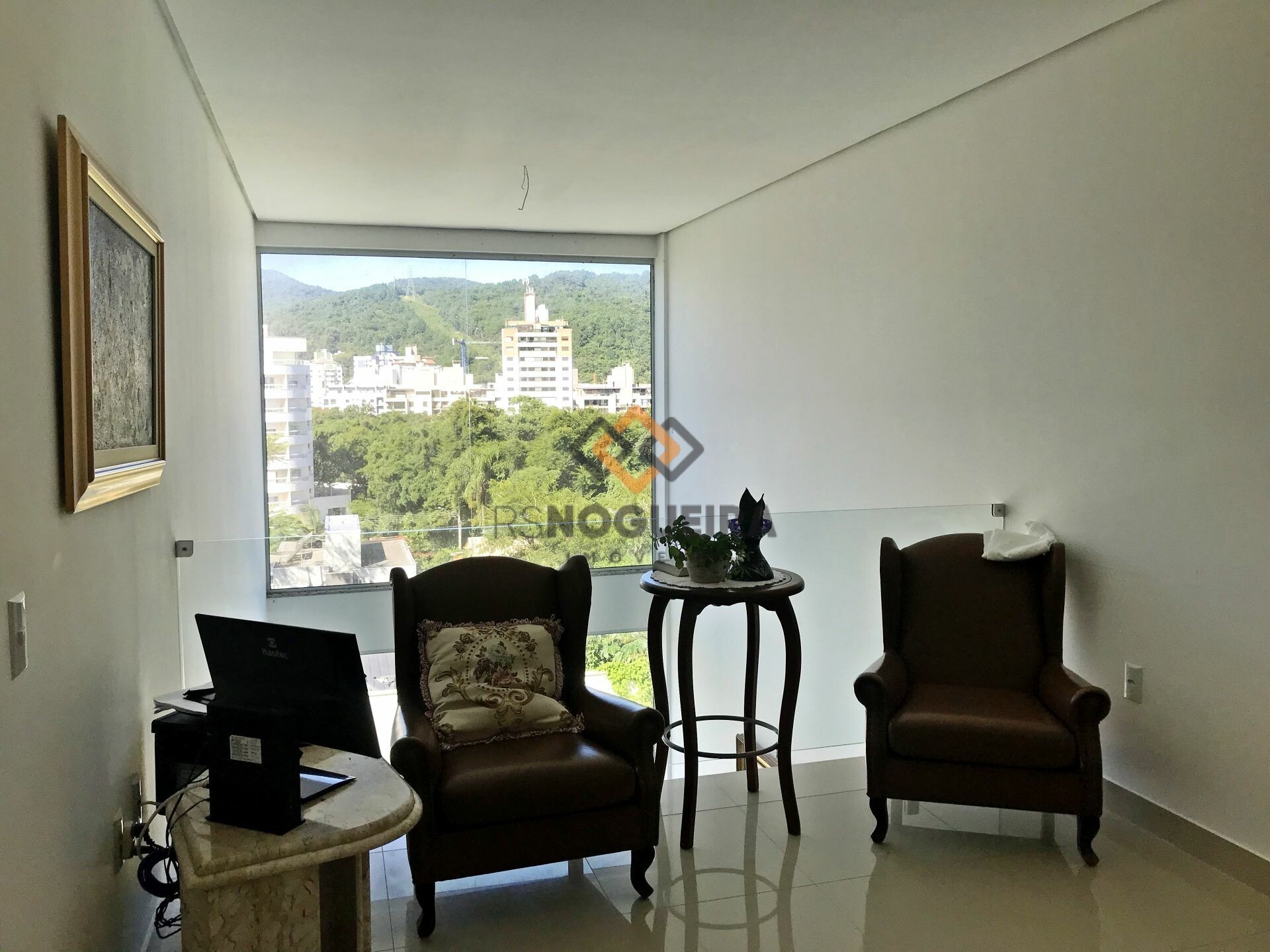 Casa à venda com 4 quartos, 439m² - Foto 8