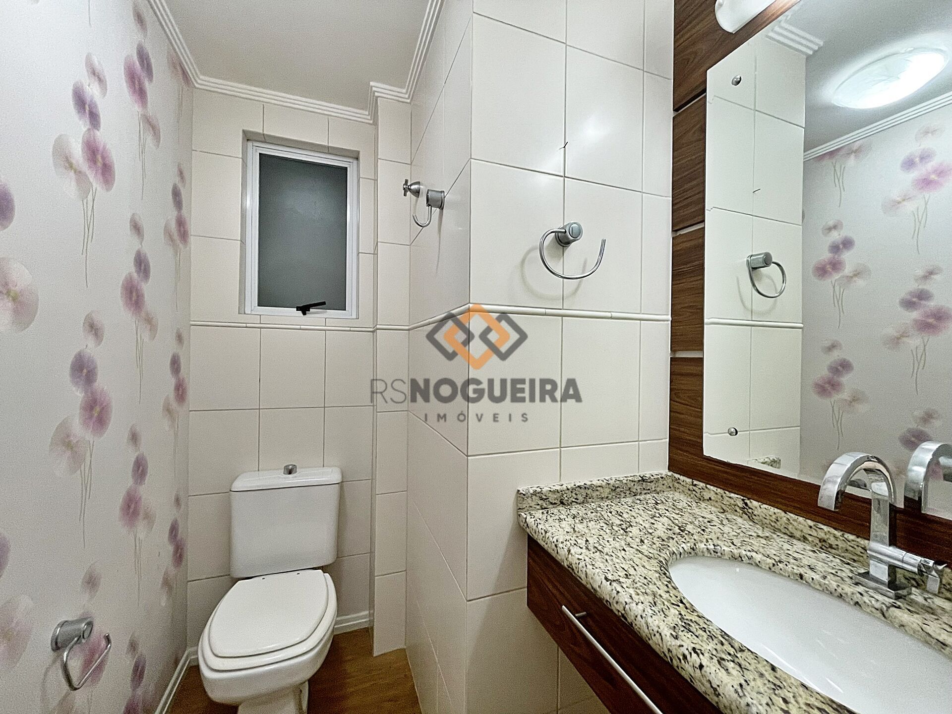 Apartamento para alugar com 3 quartos, 110m² - Foto 12