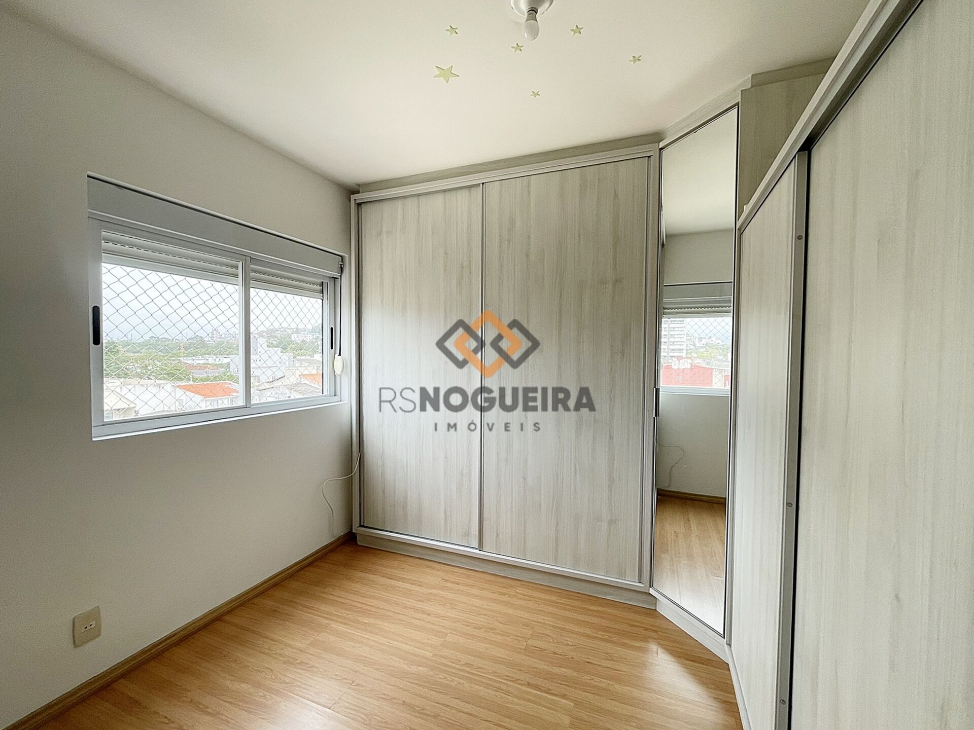 Apartamento para alugar com 3 quartos, 110m² - Foto 13