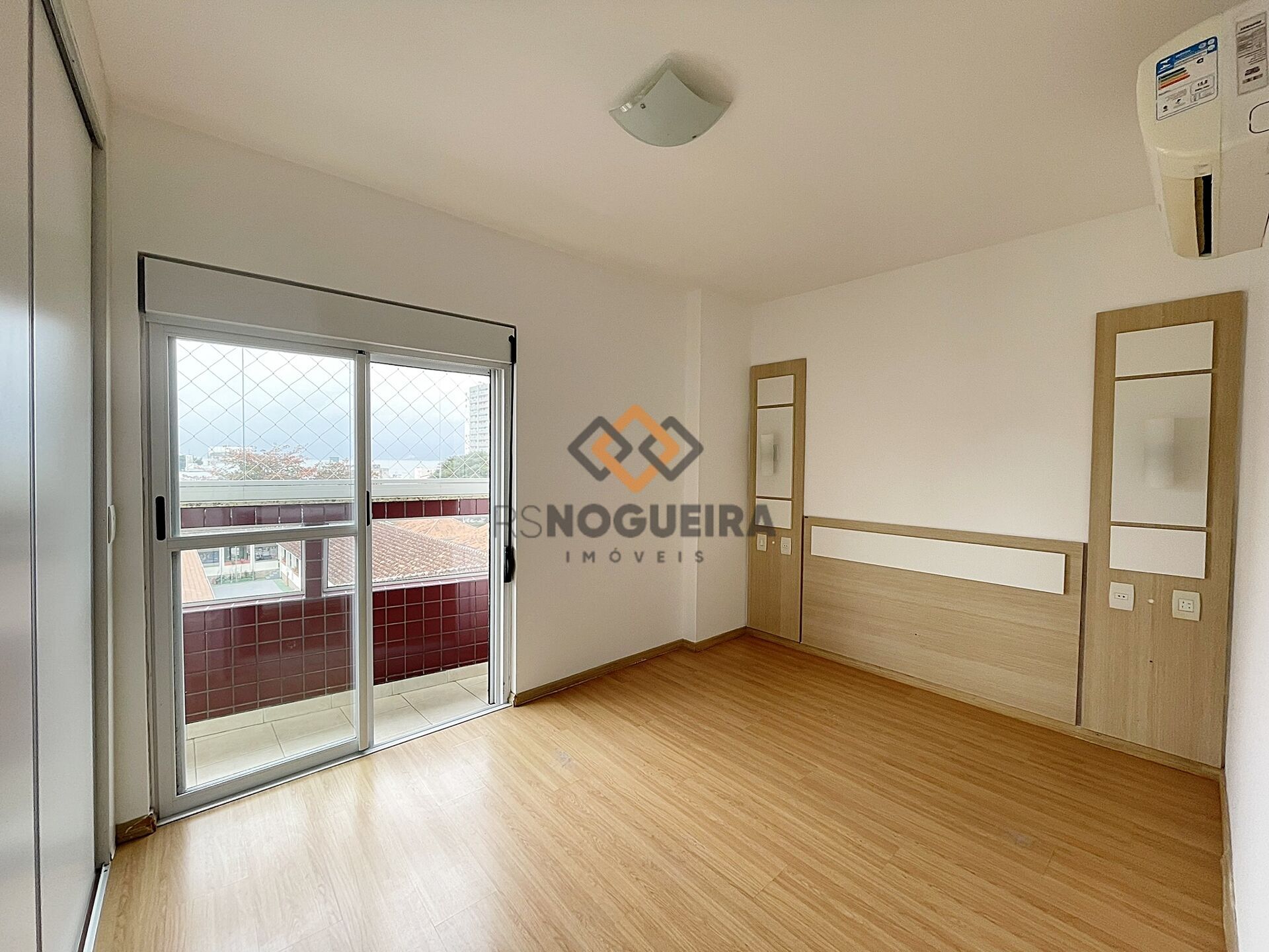 Apartamento para alugar com 3 quartos, 110m² - Foto 17