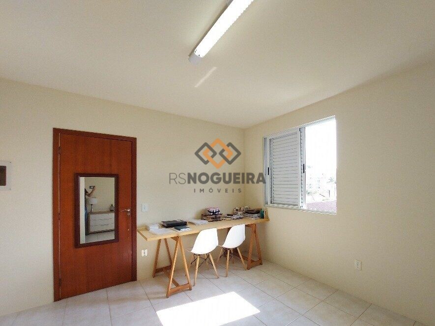 Casa para alugar com 3 quartos, 174m² - Foto 23