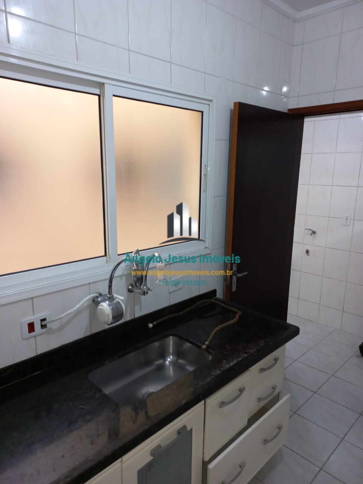 Apartamento à venda com 2 quartos, 68m² - Foto 7