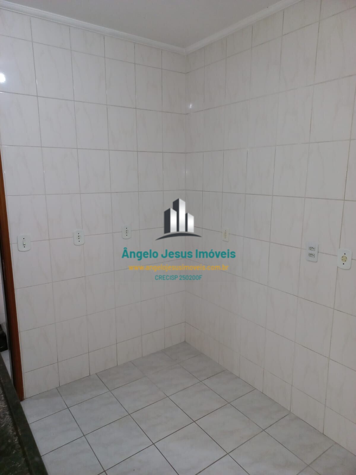 Apartamento à venda com 2 quartos, 68m² - Foto 9