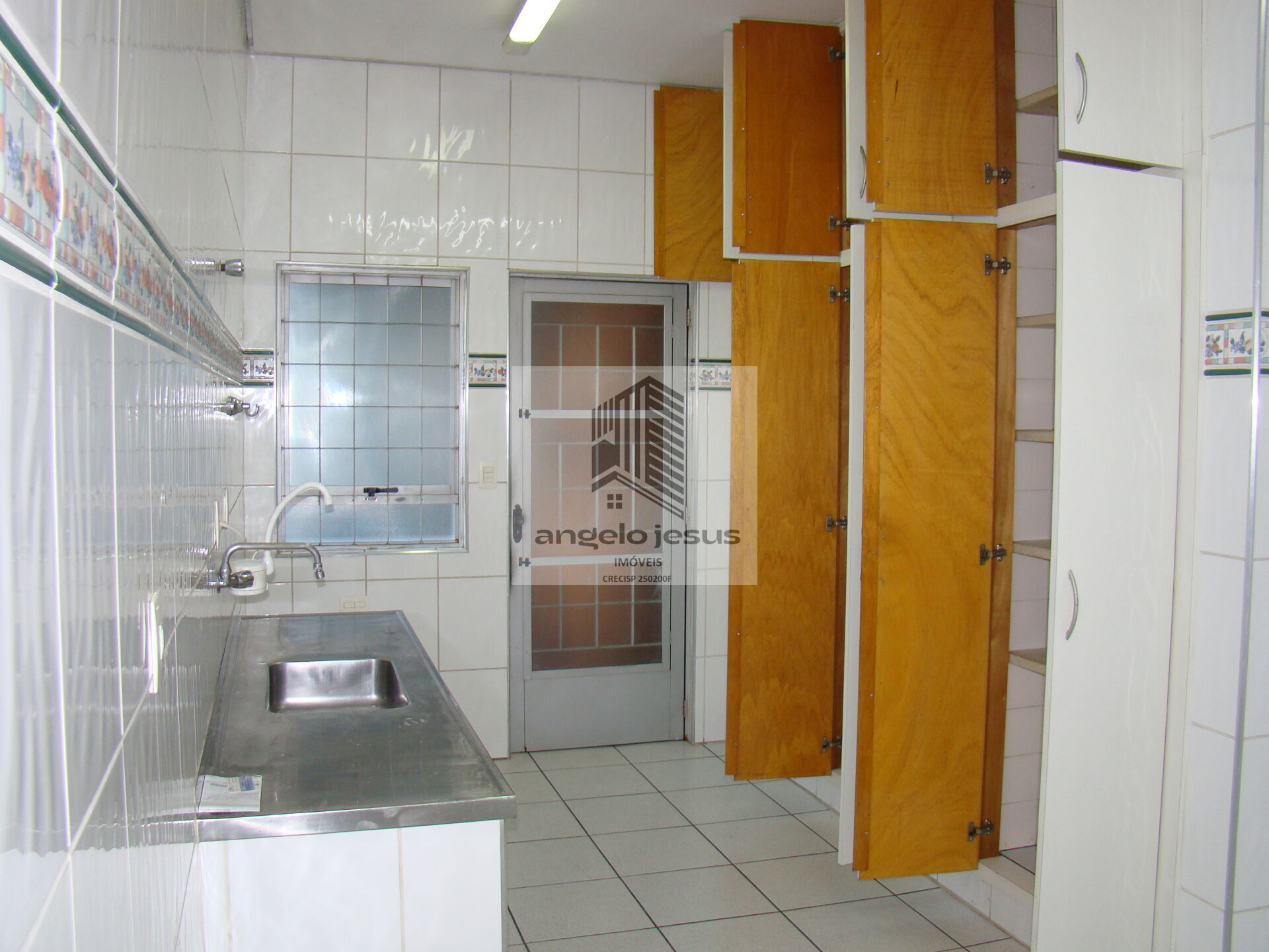 Casa à venda com 2 quartos, 180m² - Foto 17