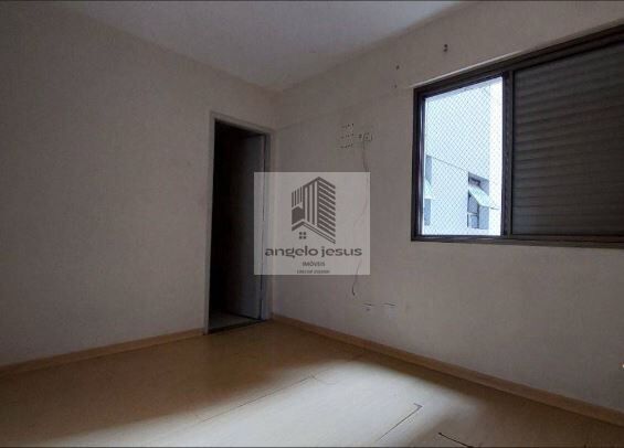 Apartamento à venda com 2 quartos, 62m² - Foto 14