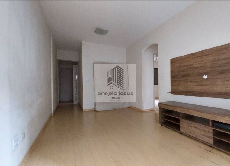 Apartamento à venda com 2 quartos, 62m² - Foto 5