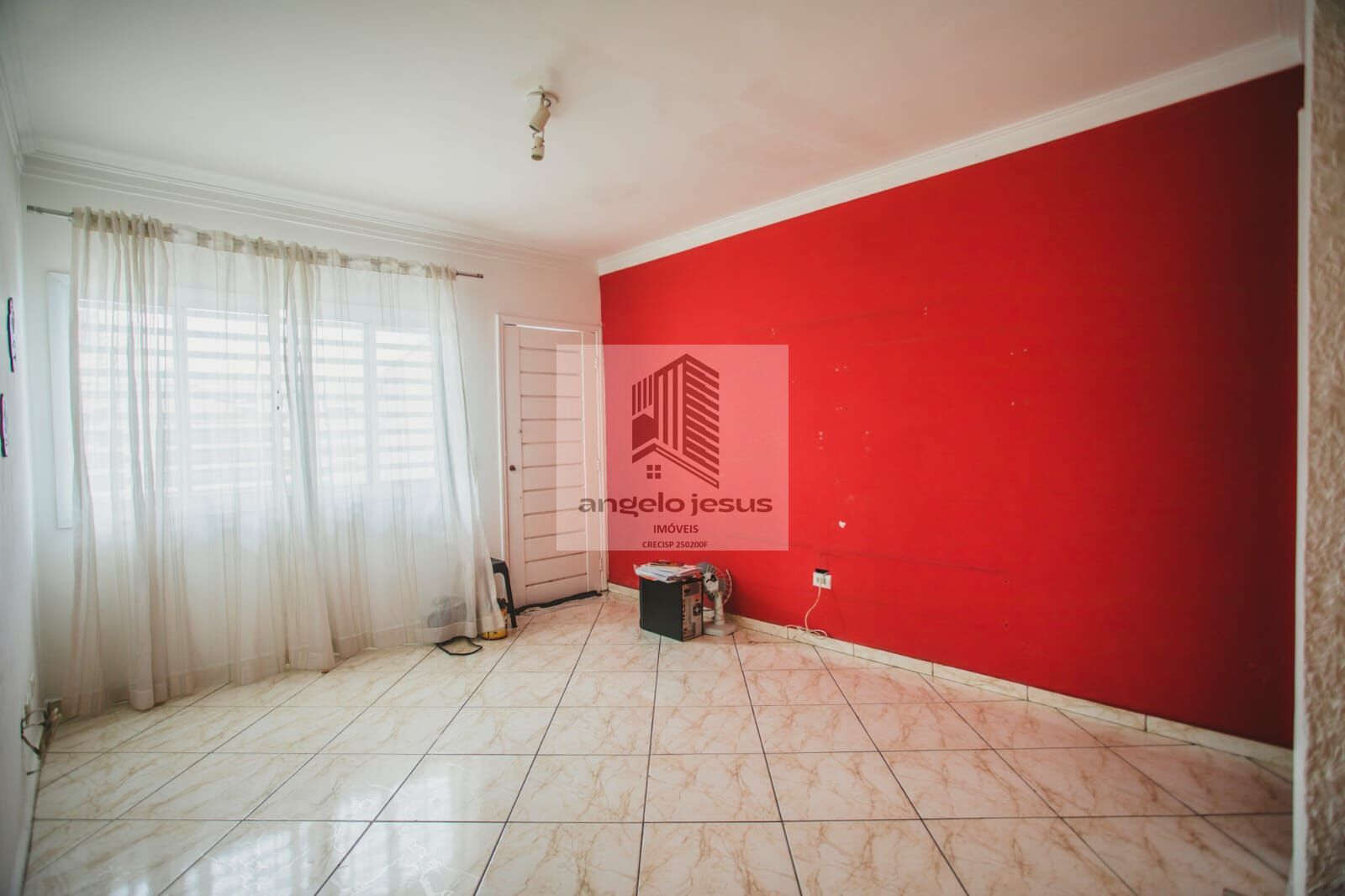 Sobrado à venda com 3 quartos, 100m² - Foto 2